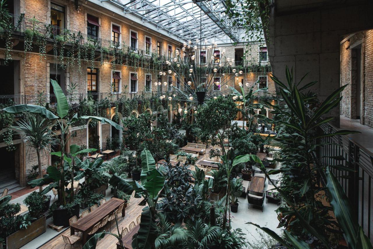 Hotel Stories Boutique