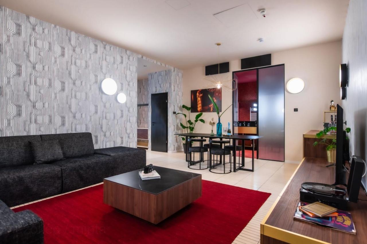Stories Boutique 4*