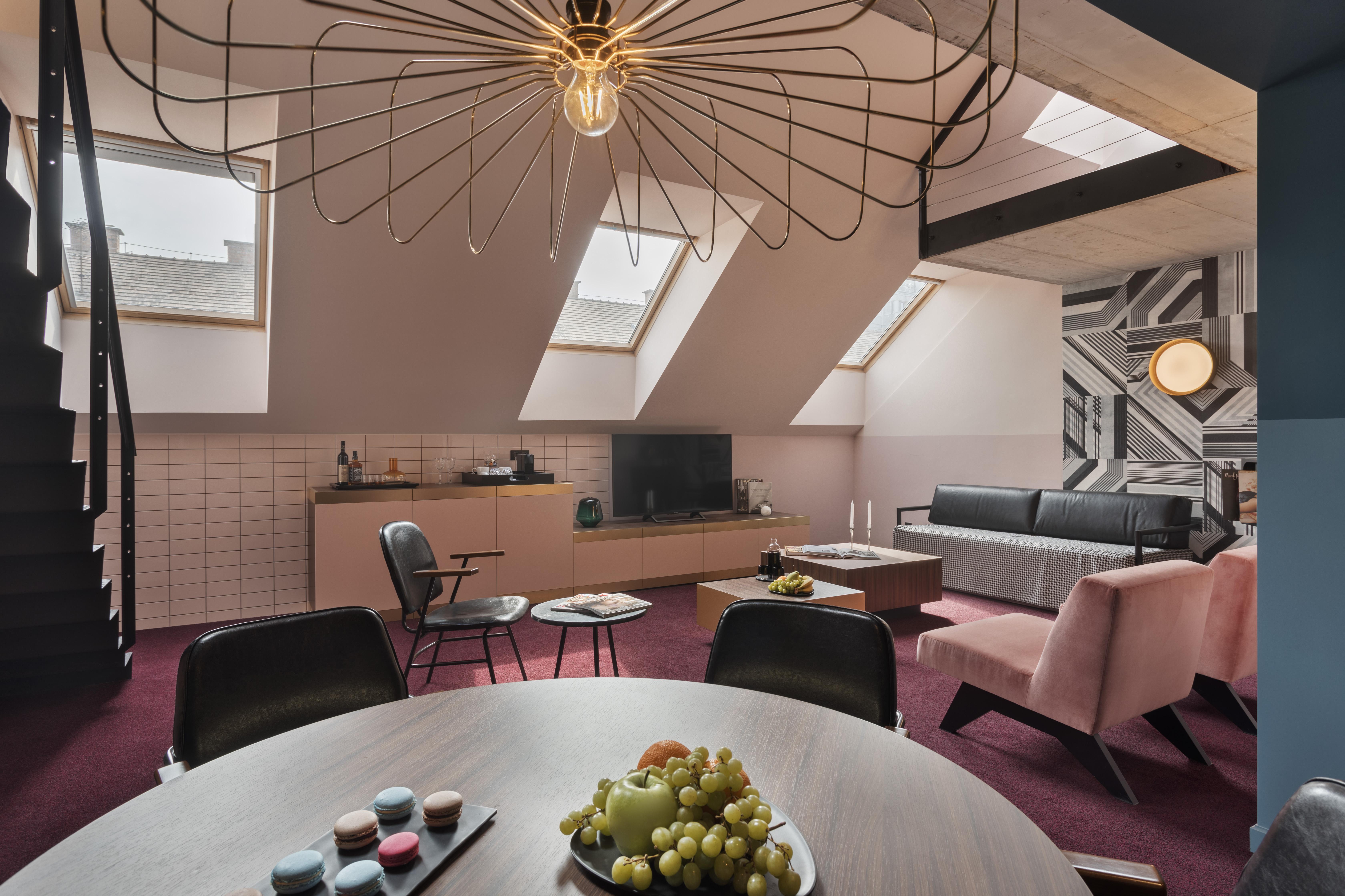 Stories Boutique Szálloda 4*